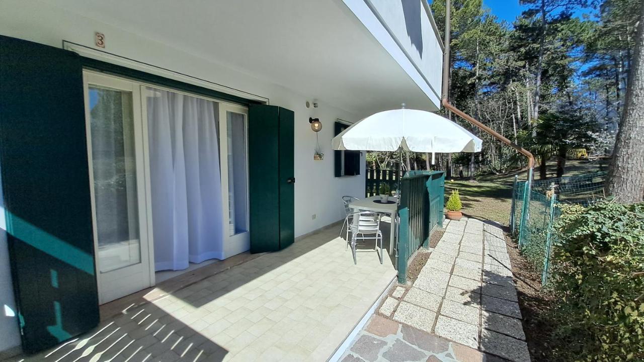 Villa Barbara Fra I Pini 리그나노 사비아도로 외부 사진