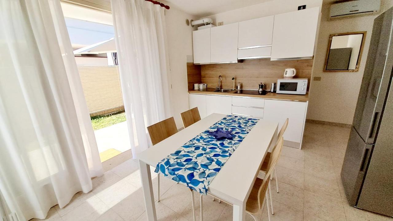 Villa Barbara Fra I Pini 리그나노 사비아도로 외부 사진