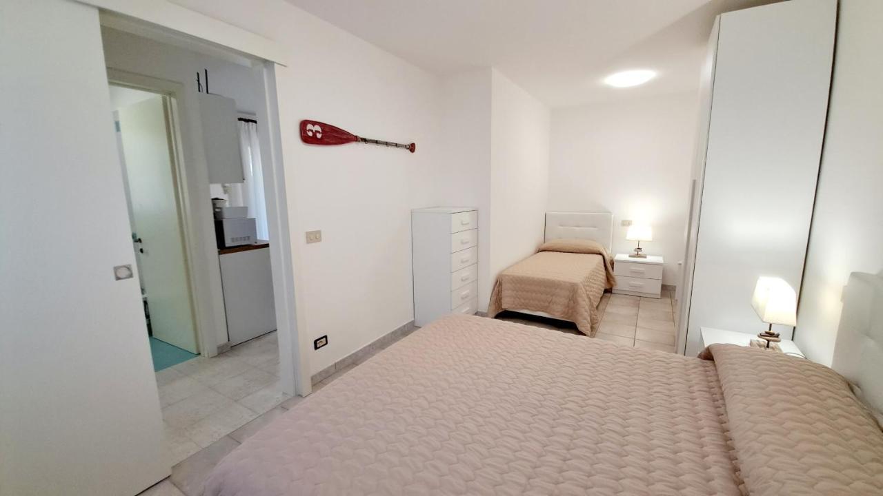 Villa Barbara Fra I Pini 리그나노 사비아도로 외부 사진