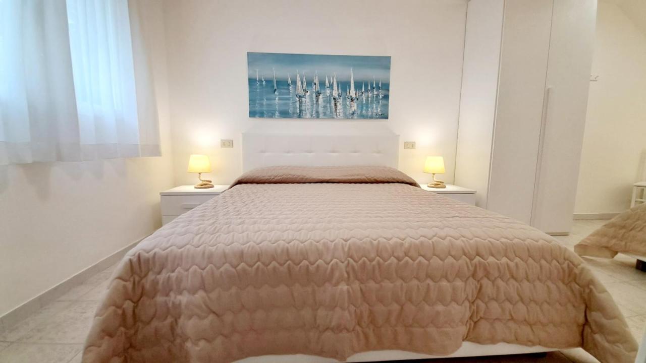 Villa Barbara Fra I Pini 리그나노 사비아도로 외부 사진